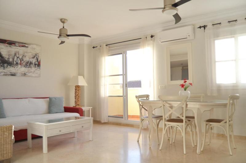 Terrasol Baviera Golf Daire Caleta De Velez Dış mekan fotoğraf